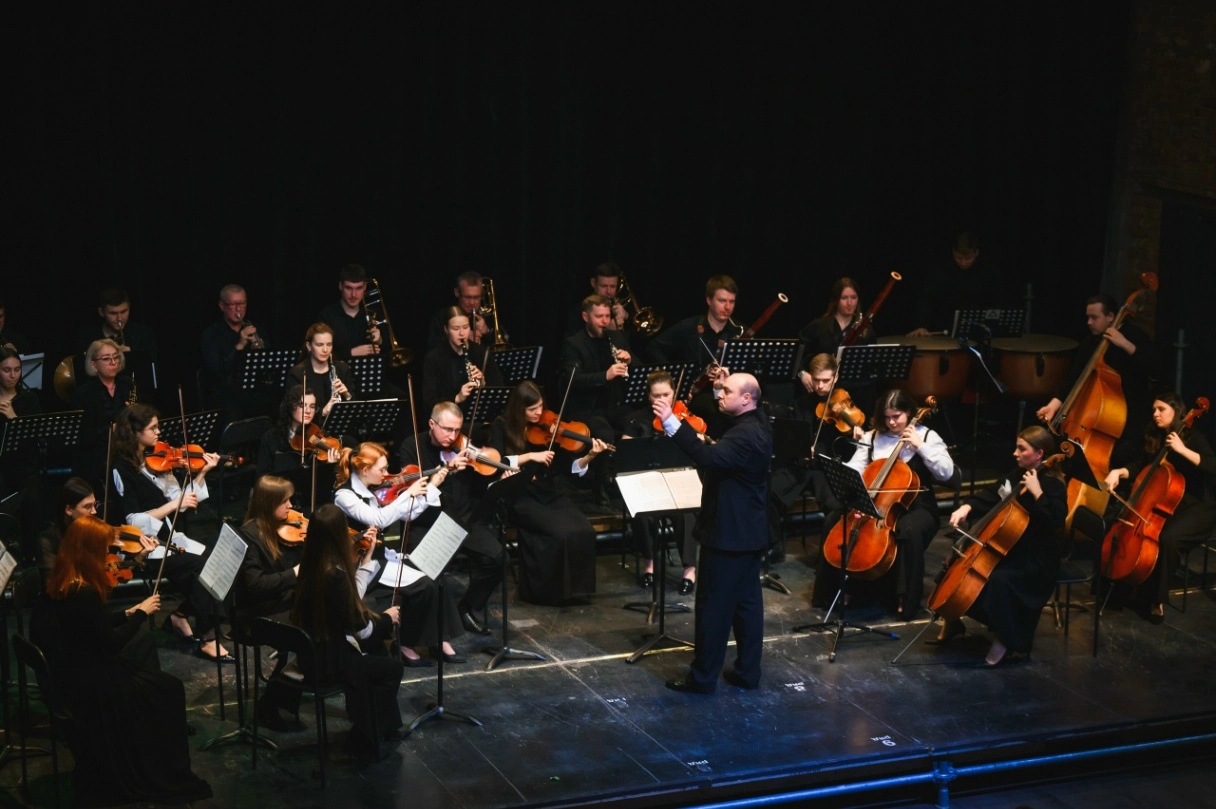 Симфонический абонемент «Танцы народов мира». Вечер третий. Оркестр «Орфей»