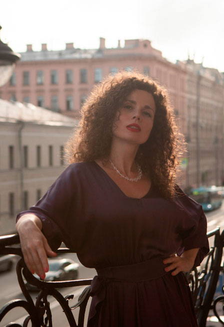 "Весна пришла". Виктория Урусова (вокал) и её ансамбль