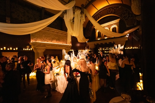 Midnight Affair. Lumisfera и 3000 свечей