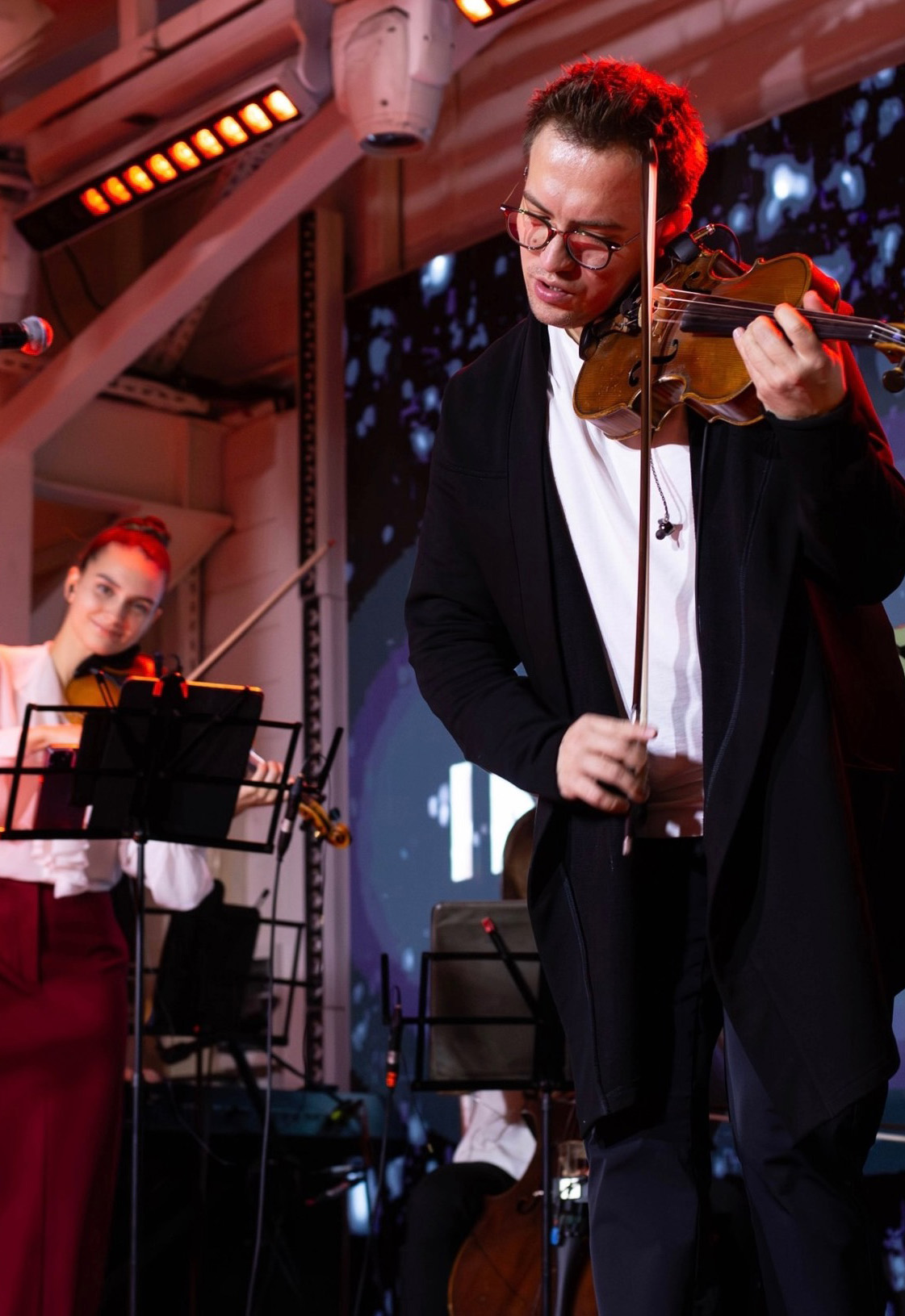 Мировые Rock & Pop хиты в симфоническом звучании на теплой крыше. Концерт Imperialis Orchestra