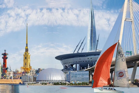 Большое петербургское кольцо – речная прогулка пo Граду на Неве с авторской экскурсией и живой музыкой  в тёплом салоне теплохода