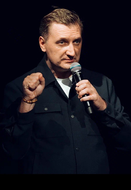 Литературный вечер Александра Бессонова "Почему девушки выбирают плохих парней"