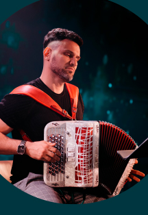 «Концерт при свечах. Свидание в Париже»