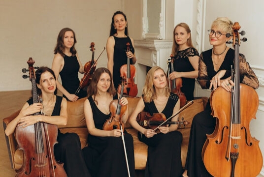 Мультимедийный концерт при свечах «Эйнауди 2.0. Espressivo Orchestra»
