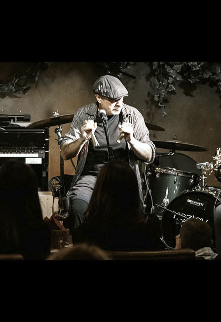 Moonshine trio. Acoustica