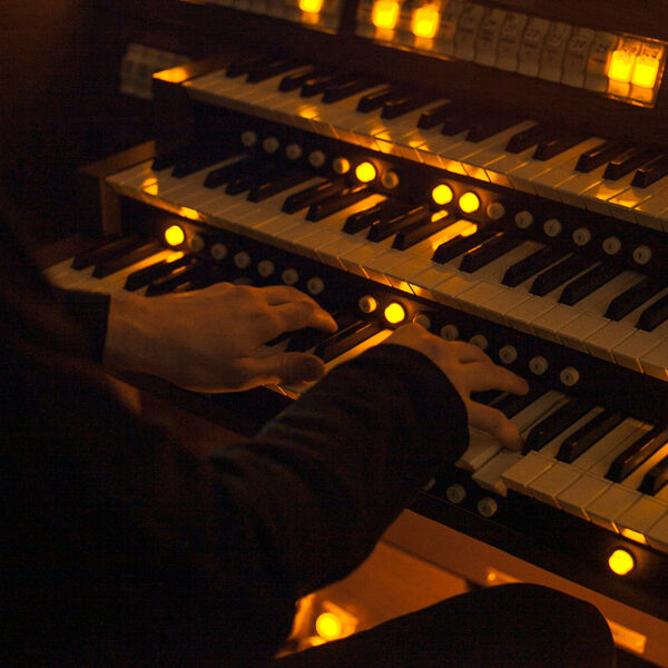 Органные вечера в Люблино при свечах: от Вивальди до Аве Мария