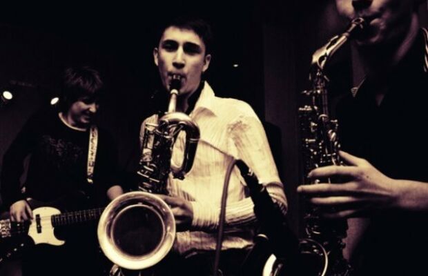 Concerts the South Band