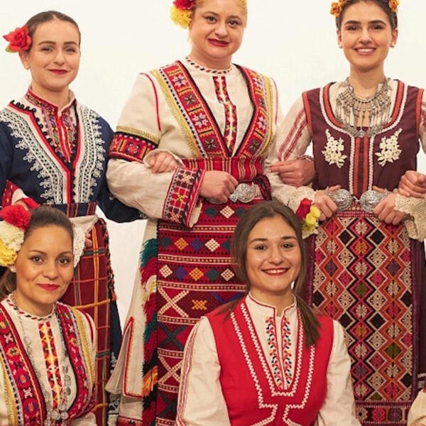 Болгарский хор «The New Bulgarian Voices», Кармен Риццо (электроника)