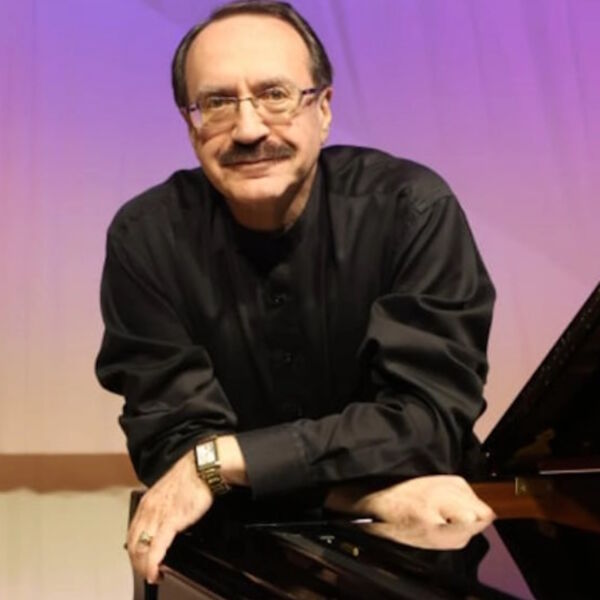 Даниил Крамер, фортепиано