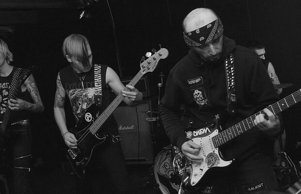 В составе группы Burning Flag (2016-2017)