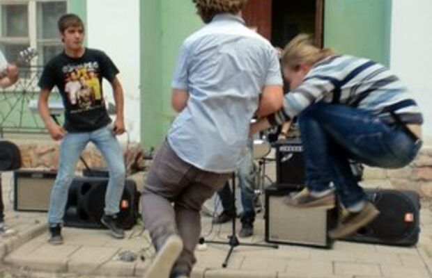 Тусовка на Хлебной базе