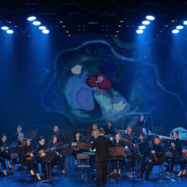 Рон Клаксон и оркестр щекотальных инструментов