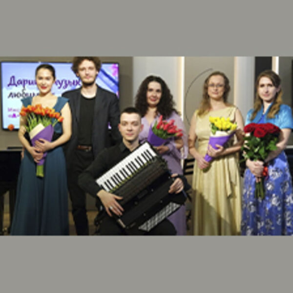 У ёлки – все волшебники!