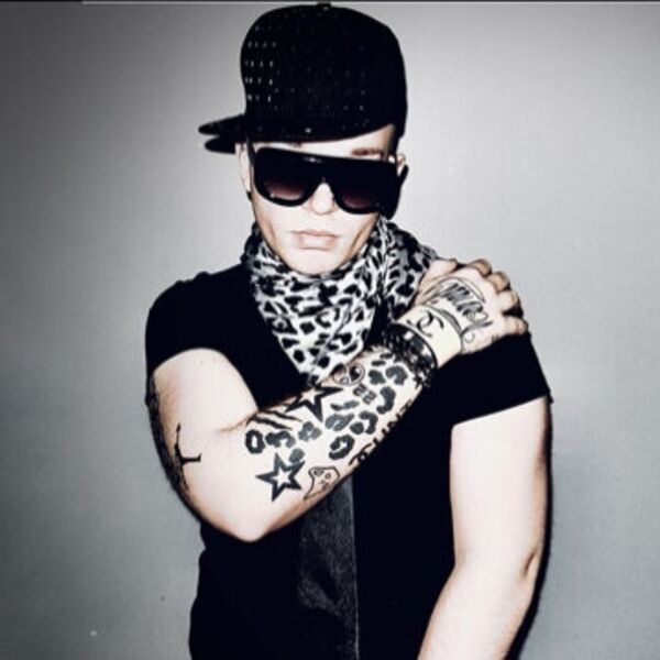 Концерт Huzzy B