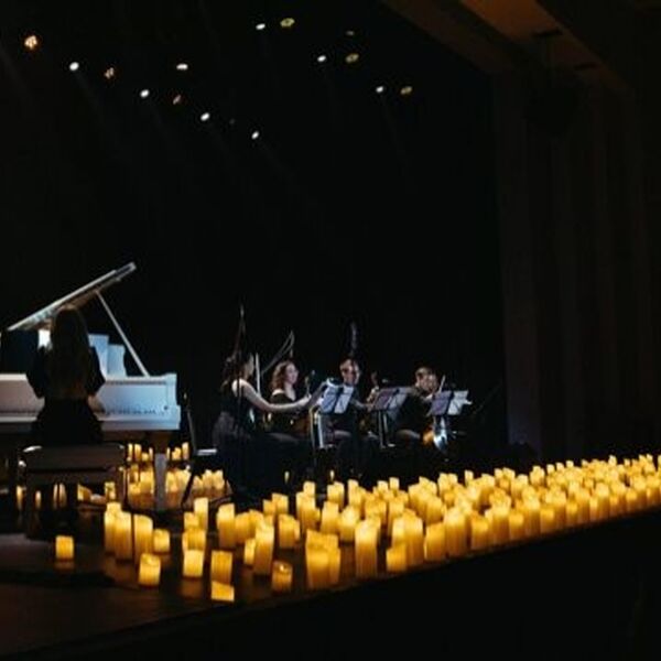 Концерт при 1000 свечей «Люмос. Неоклассика: Эйнауди, Рихтер»