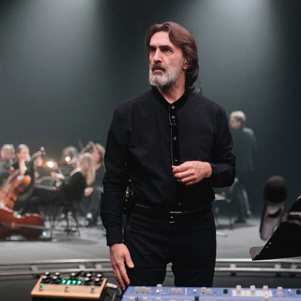 Вячеслав Бутусов