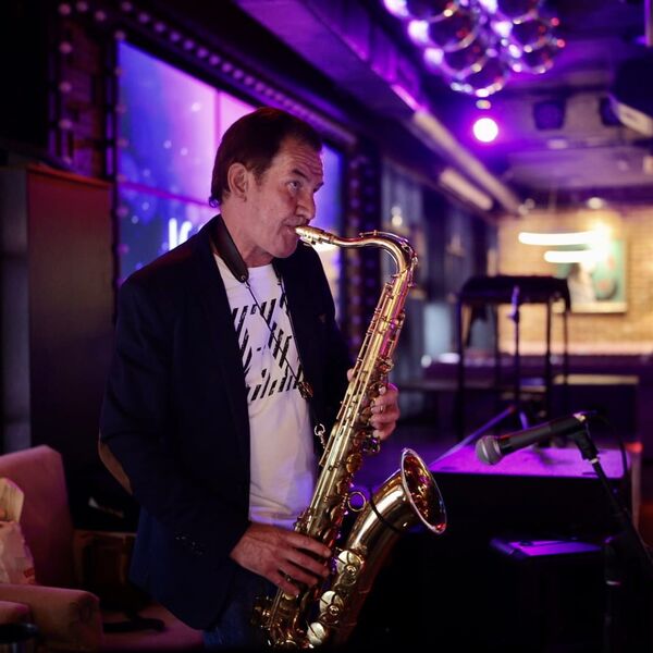 Волшебный саксофон Игоря Чушова