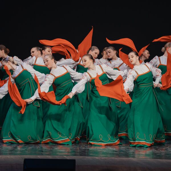 Хореографический ансамбль и школа-студия «Солнечная радуга»