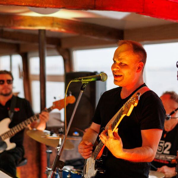 Высоцкий на волнах Невы