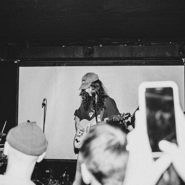 Дедовский свитер, Гюнтер, Goodnight Kisses