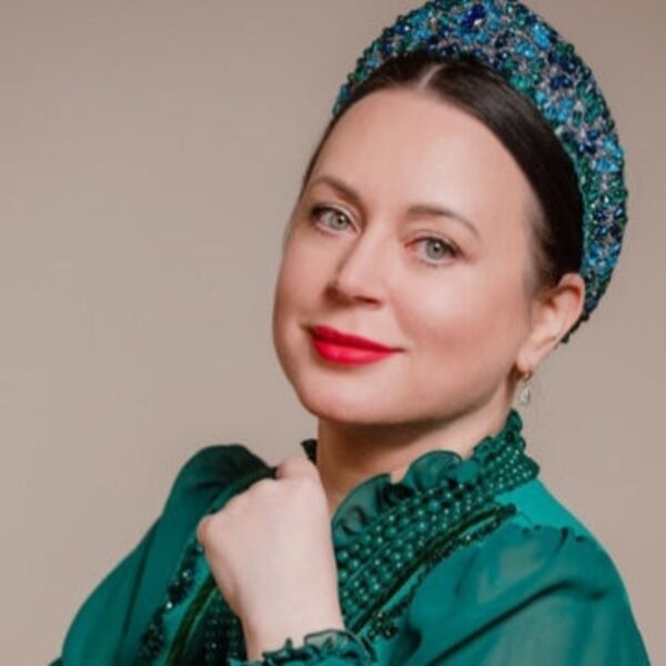 Сольный концерт Елены Быковой «Песни, любовь, судьба» с участием ГКРНО «Виртуозы Кубани»