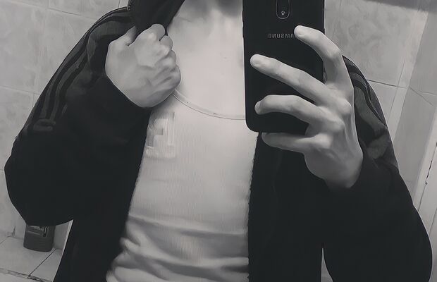 Slava Volk Певец