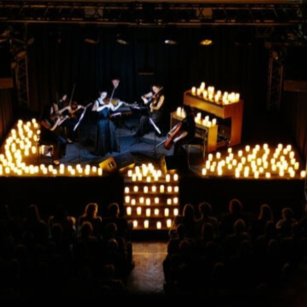 Мировые рок-хиты при свечах