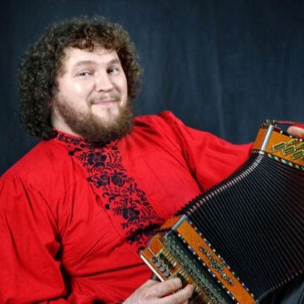 Михаил Коломыцев (гармонь). Гармония весны
