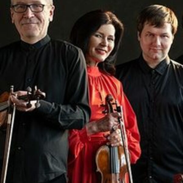 Вслушиваясь в романтизм