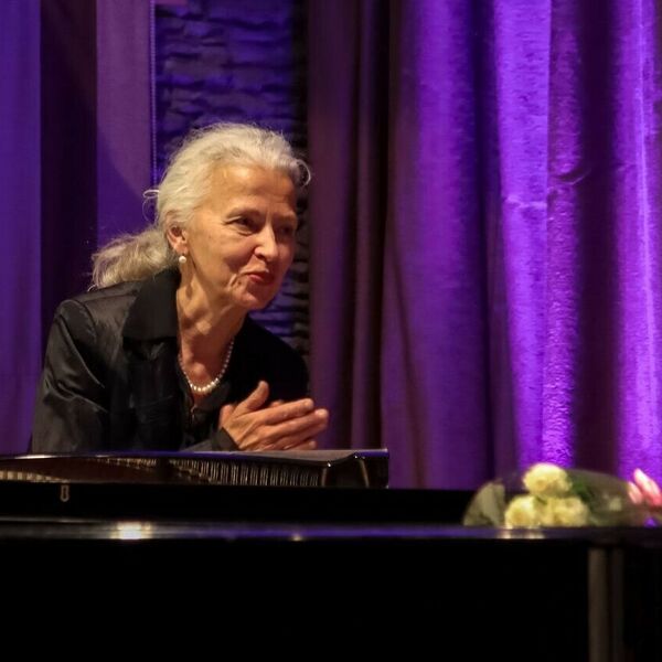 Дюймовочка