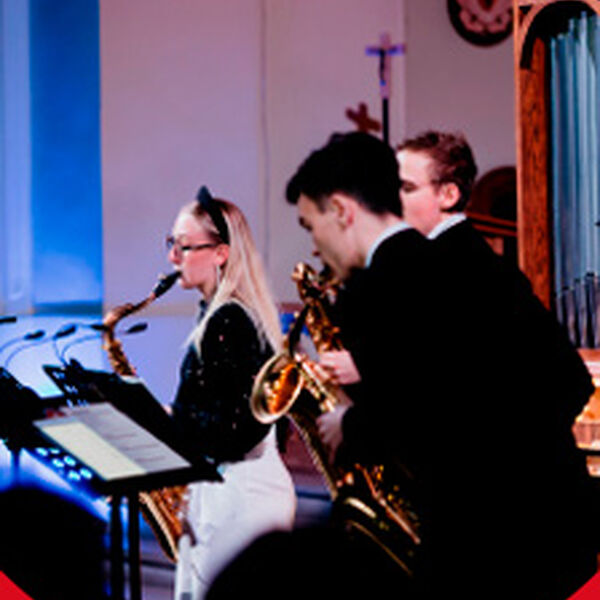 «Саксофон орган шоу. Бах. Токката и фуга ре минор. Чайковский. Танец феи Драже. Римский-Корсаков. Полет Шмеля»