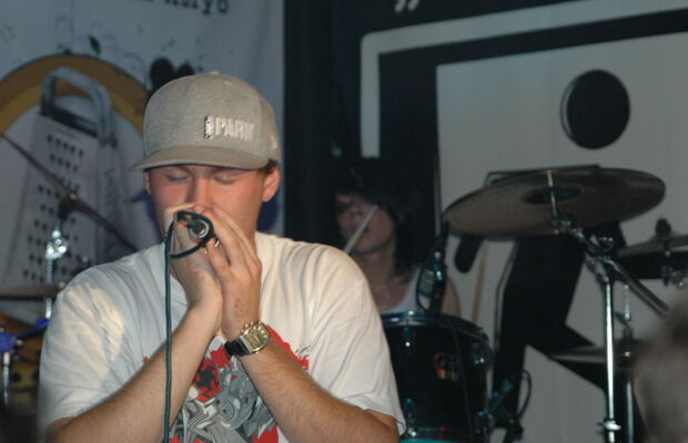 11 октября арт-клуб "Выход" презентация EP "Поиски" (фото А. Завертяев)