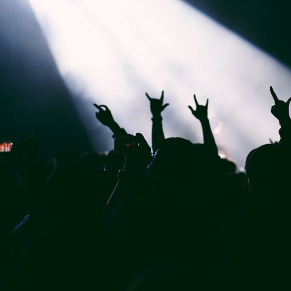 Atomic Cellos. Мировые рок-хиты на виолончелях