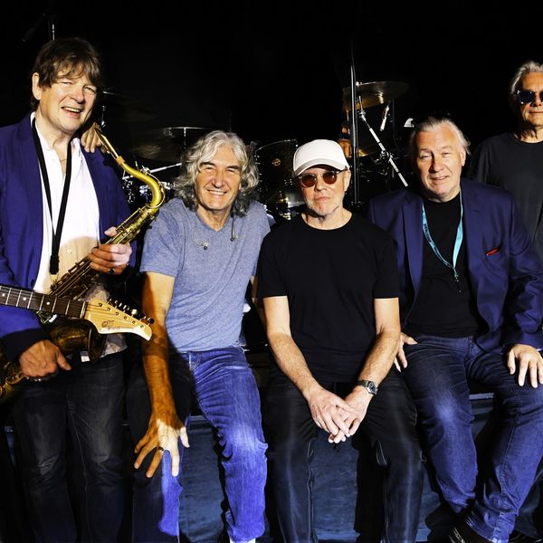 Группа Dire Straits