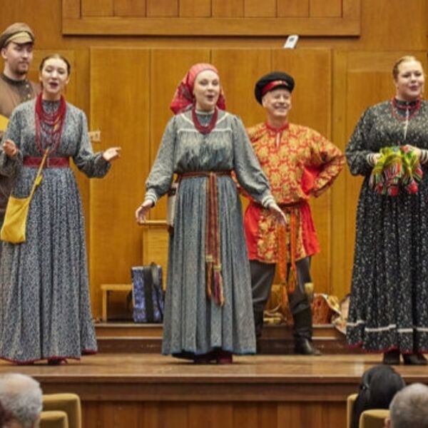 Концерт Ансамбля народной музыки «СмоРодина». «Праздничные звоны»