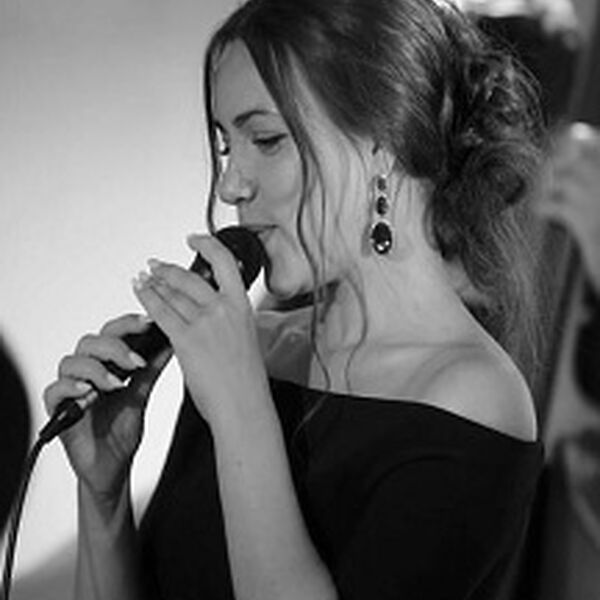 Алёна Войская и резиденты EverJazz с программой «Блюз усталой кофеварки»