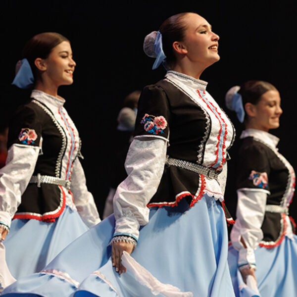 Казачий курень»: связь времен и поколений