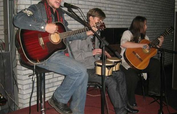 Выступление в Авиаторе (19.11.10. г. Воронеж)