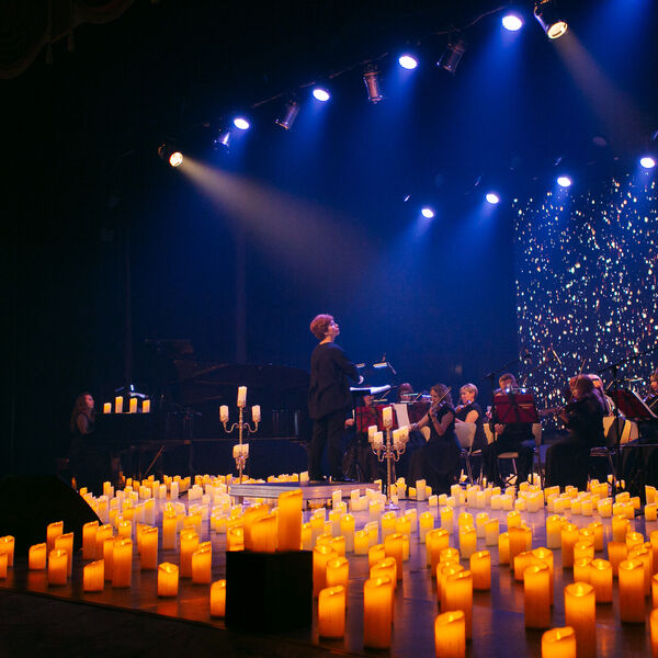 Мировые хиты классики в сиянии тысячи свечей