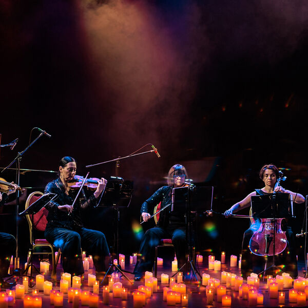 Киномузыка и дудук при свечах