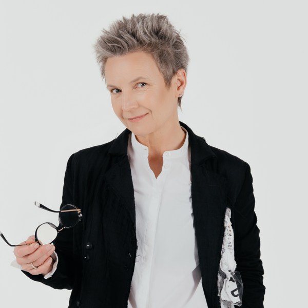 Сурганова и Оркестр