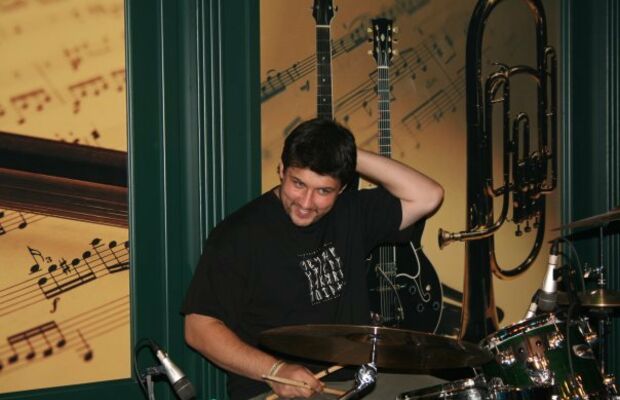 Выступление в клубе