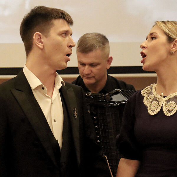 Музы не молчали