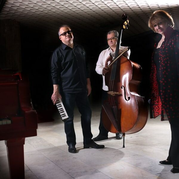 Трио «Второе приближение»