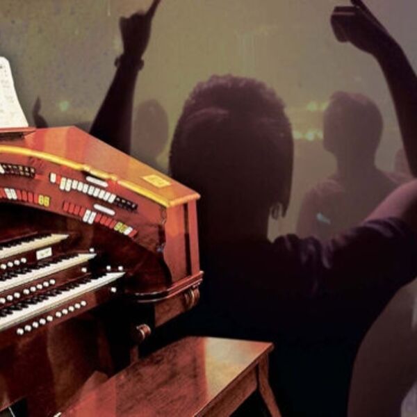 Театральный орган в усадьбе. Классика рока