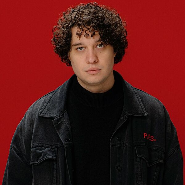 Антон Токарев