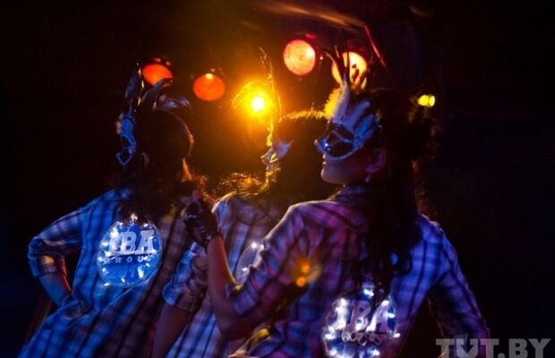 Выступление в клубах Минска