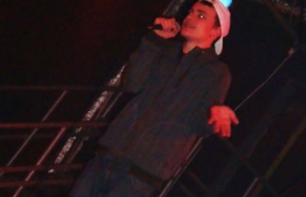 Отплясывая гавайский пляс