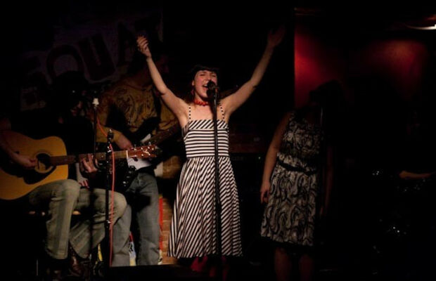 05.04.10 ЛетоМаджента в Squat Cafe