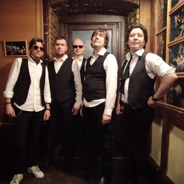 Stone Shades. Rolling Stones party